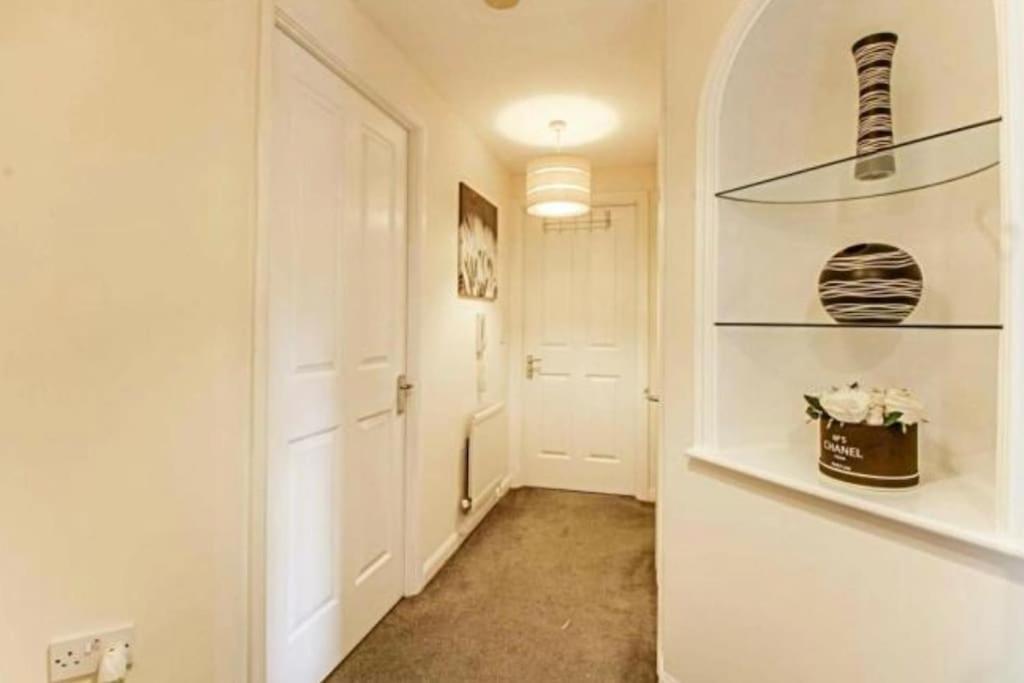 The Wickets - 2 Bedroom Apartment Overlooking Cricket Club Marton-in-Cleveland Exterior foto